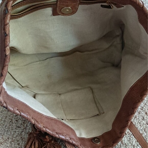 Gucci brown Pebbled Leather Bamboo Tassel tote bag - Picture 12 of 16